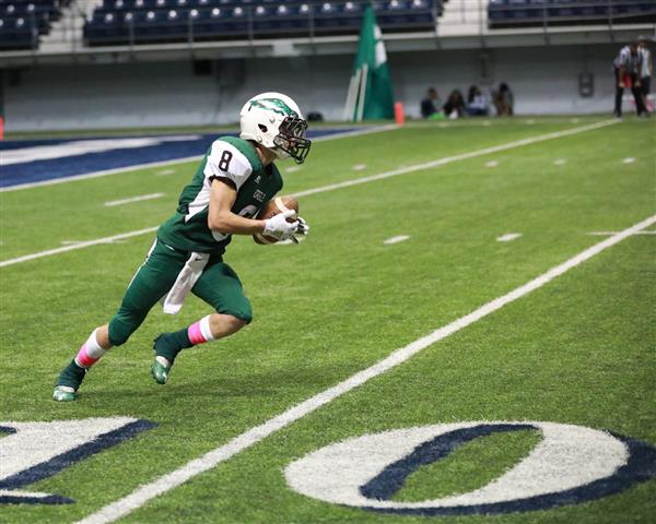  Luke Canizales returns a kick off 
